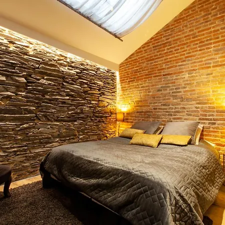 Oluxuxy49 - T3 De Prestige, Place Du Ralliement, 2ème 3ème Et 4ème étage Sans Ascenseur