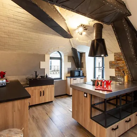 Oluxuxy49 - T3 De Prestige, Place Du Ralliement, 2ème 3ème Et 4ème étage Sans Ascenseur * Angers