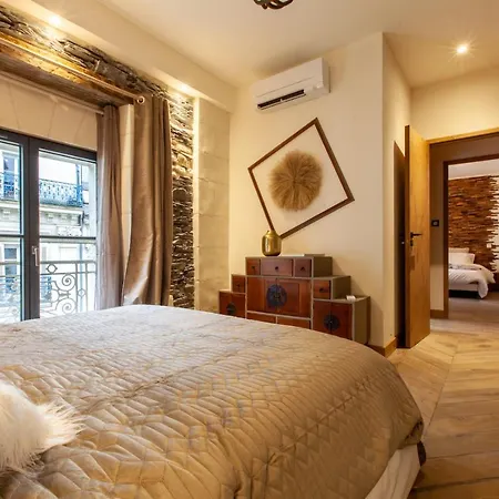 Oluxuxy49 - T3 De Prestige, Place Du Ralliement, 2eme 3eme Et 4eme Etage Sans Ascenseur Appartement