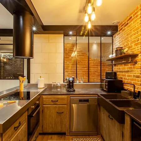 Oluxuxy49 - T3 De Prestige, Place Du Ralliement, 2ème 3ème Et 4ème étage Sans Ascenseur Apartamento