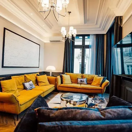 Apartamento Oluxuxy49 - T3 De Prestige, Place Du Ralliement, 2ème 3ème Et 4ème étage Sans Ascenseur *