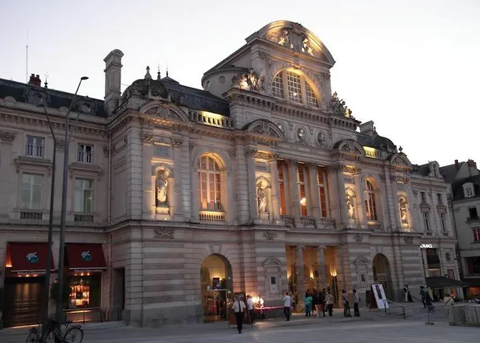 아파트 Oluxuxy49 - T3 De Prestige, Place Du Ralliement, 2eme 3eme Et 4eme Etage Sans Ascenseur