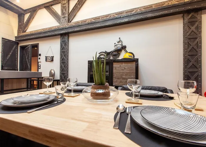 Oluxuxy49 - T3 De Prestige, Place Du Ralliement, 2eme 3eme Et 4eme Etage Sans Ascenseur 앙제