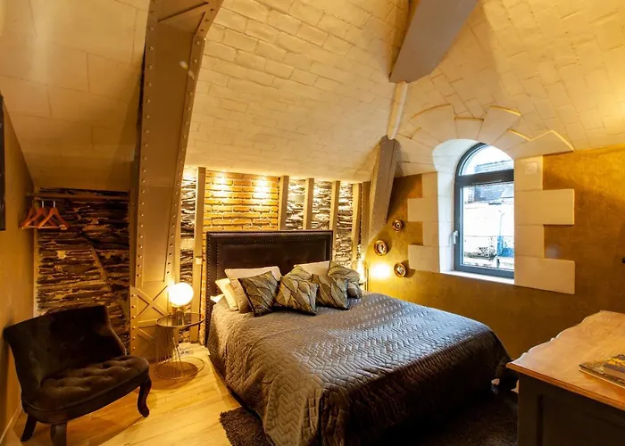 Oluxuxy49 - T3 De Prestige, Place Du Ralliement, 2eme 3eme Et 4eme Etage Sans Ascenseur Apartament