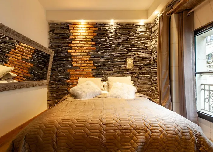 Oluxuxy49 - T3 De Prestige, Place Du Ralliement, 2eme 3eme Et 4eme Etage Sans Ascenseur 아파트 *