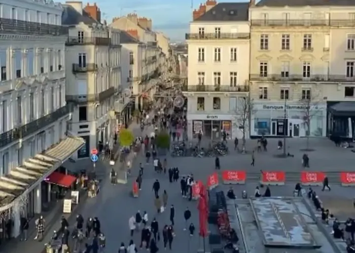 Oluxuxy49 - T3 De Prestige, Place Du Ralliement, 2eme 3eme Et 4eme Etage Sans Ascenseur Lägenhet Angers