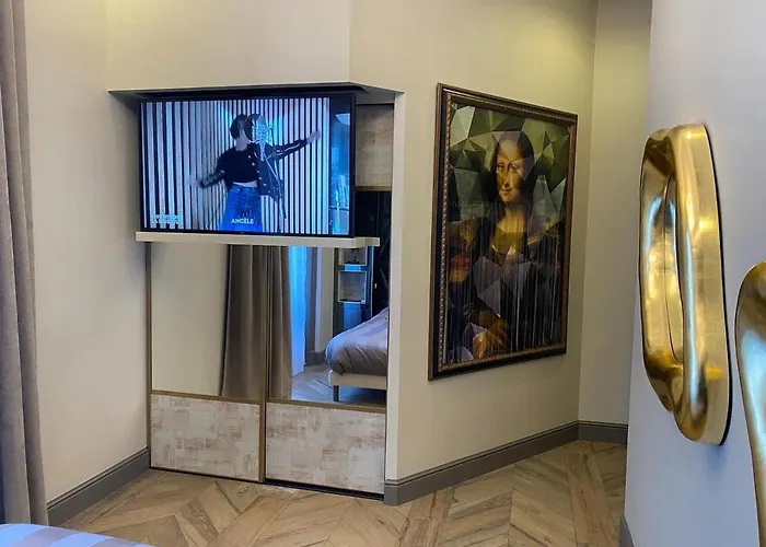 Oluxuxy49 - T3 De Prestige, Place Du Ralliement, 2eme 3eme Et 4eme Etage Sans Ascenseur Angers