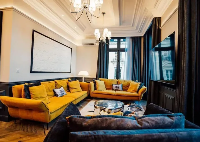 Διαμέρισμα Oluxuxy49 - T3 De Prestige, Place Du Ralliement, 2eme 3eme Et 4eme Etage Sans Ascenseur *